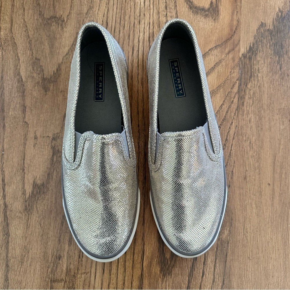 Sperry Seaside Embossed Slide On Sneaker Gold Metallic Shimmer Women’s Size 9.5 - Picture 4 of 10